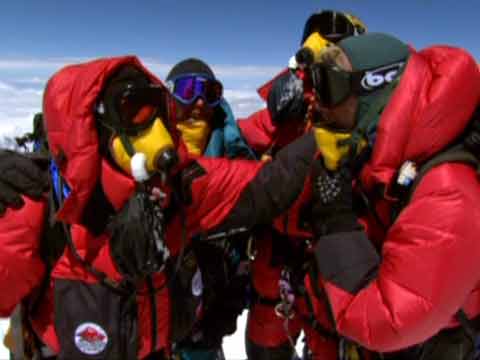 
Erik Weihenmayer And His Guides On Everest Summit May 21, 2001 - Farther Than The Eye Can See DVD
